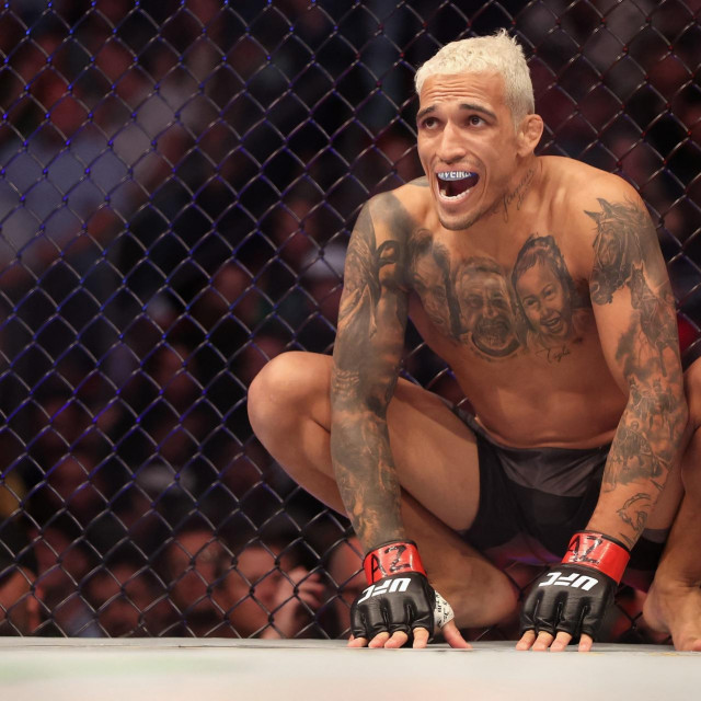 Charles Oliveira 