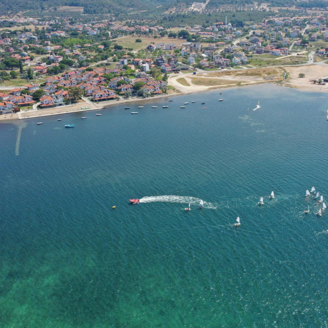 Egejska strana Turske pritom je u turističkom smislu puno manje iskorištena od njenog mediteranskog djela