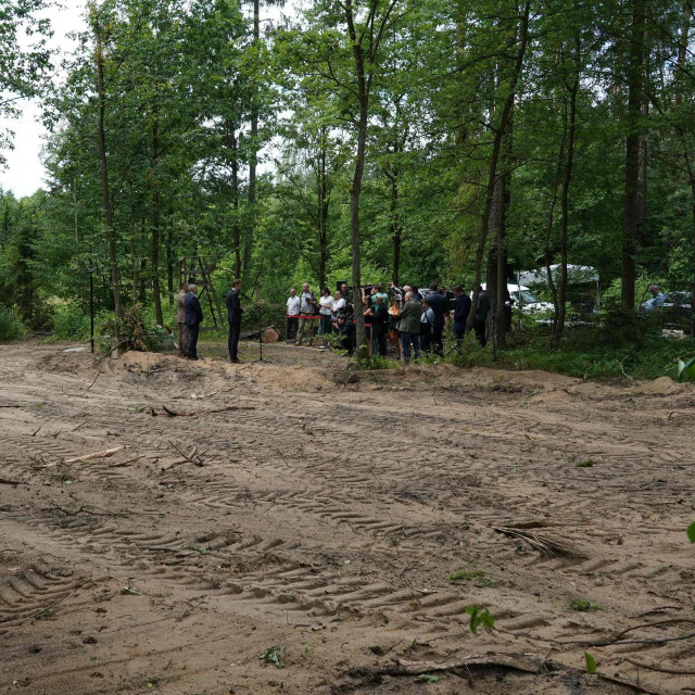 Neki procjenjuju na 30.000 broj zatvorenika ubijenih u tom logoru, ali ga dosad povijesni izvori nisu sa sigurnošću uspjeli potvrditi