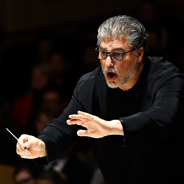 José Cura 
