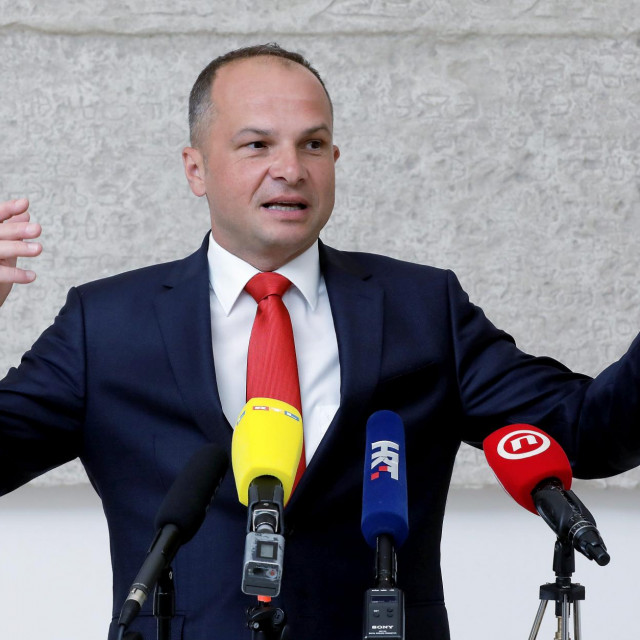 Siniša Hajdaš Dončić