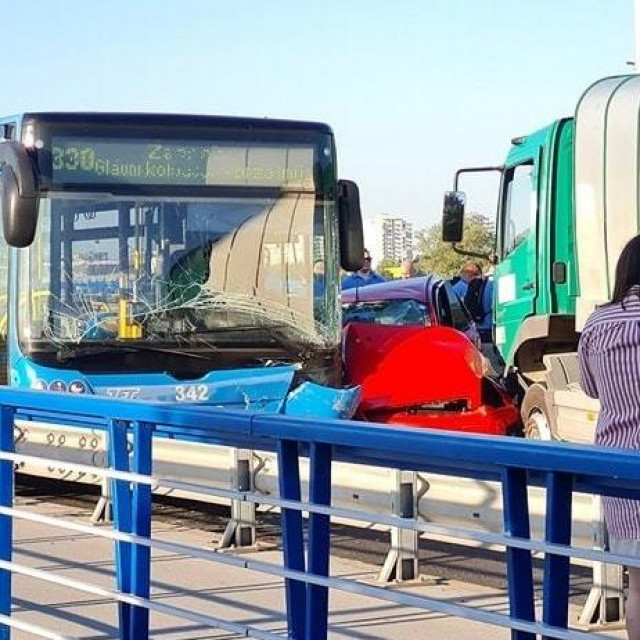 Nesreća na Mostu slobode