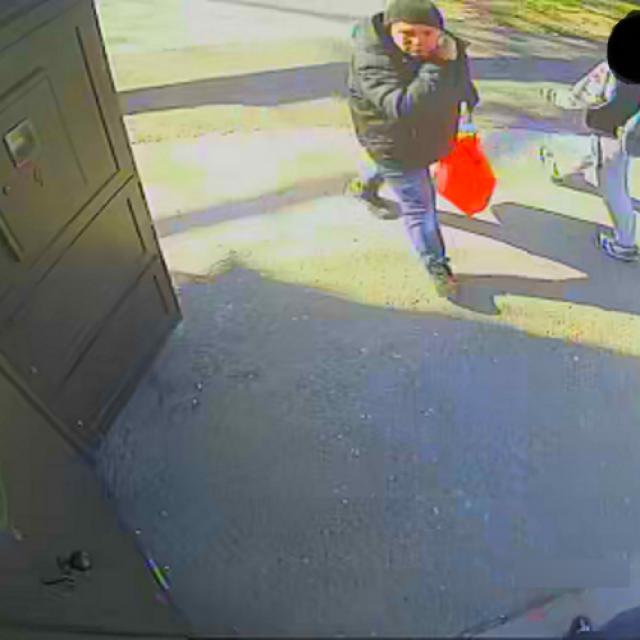 Prepoznajte li muškarca s fotografije?