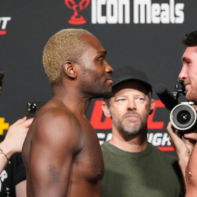 Derek Brunson i Darren TIll