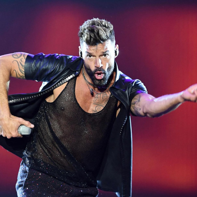  Ricky Martin 