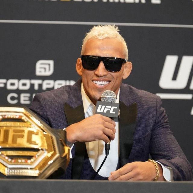 Charles Oliveira