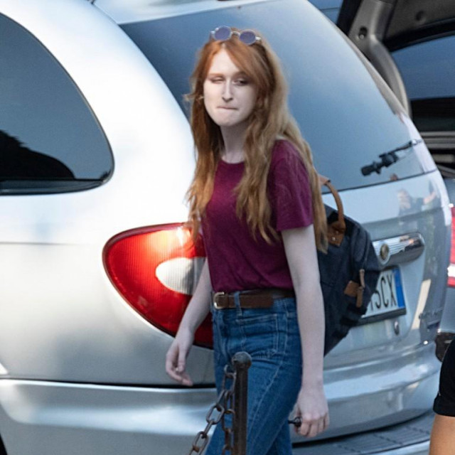 Deppova nova profesorica francuskog