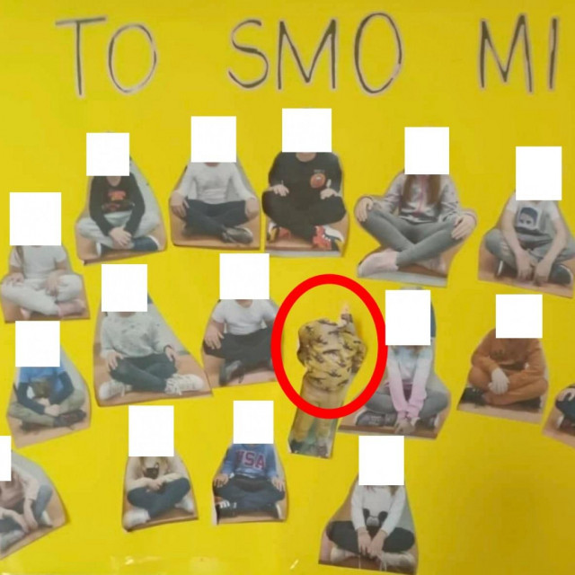 Pano s kolažem učenika na kojem je malom Ivi netko otkinuo glavu