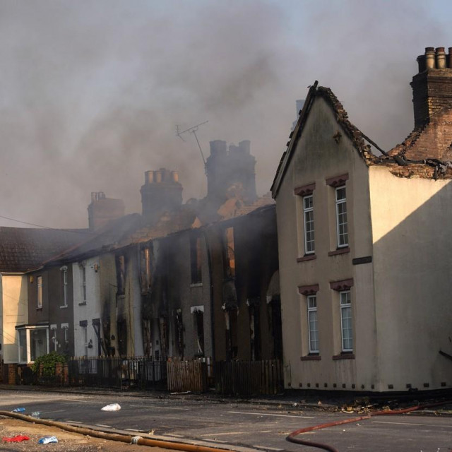 Požar u naselju Wennington u široj okolici Londona
