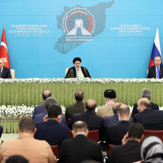 Vladimir Putin, Ebrahim Raisi i  Recep Tayyip Erdogan 