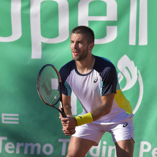 Borna Ćorić