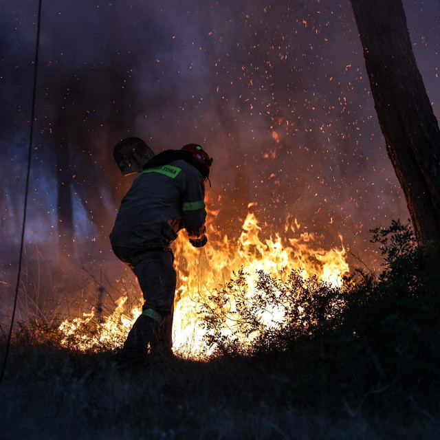 Požar u Megari, zapadno od Atene