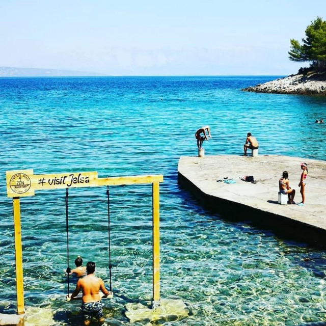 Zen Beach Bar