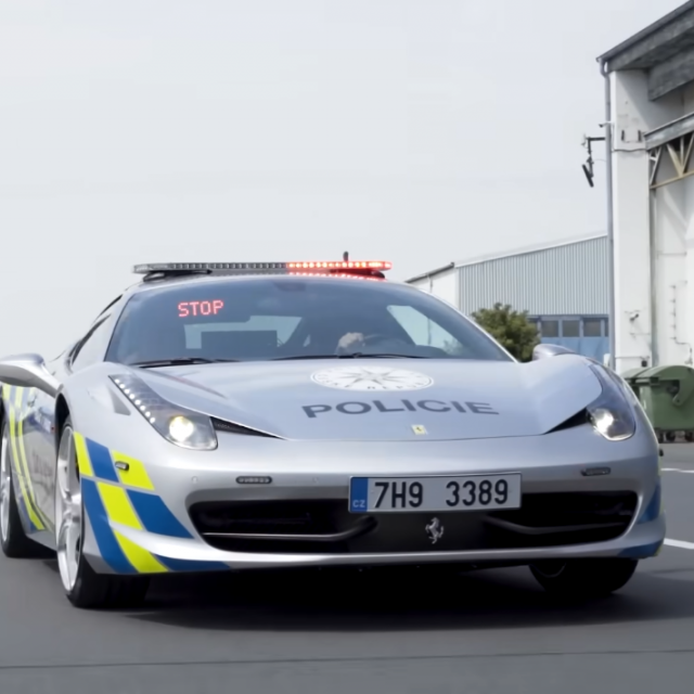 Ferrari Italia češke policije