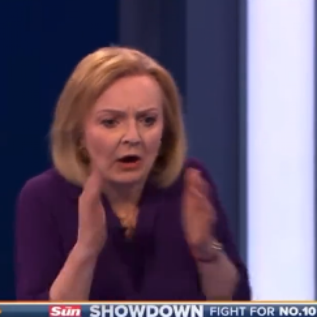 Liz Truss u trenutku kada se onesvijestila voditeljica Kate McCann