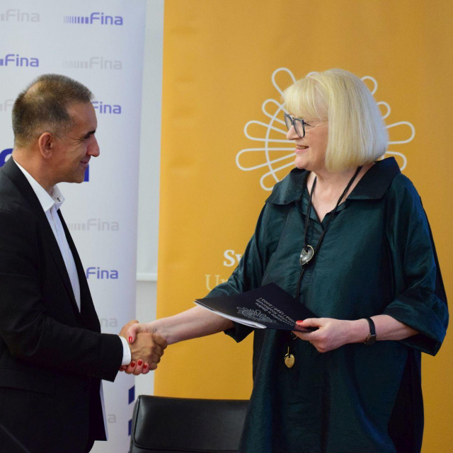 Rektorica Sveučilišta u Zadru prof. dr. sc. Dijana Vican i predsjednik Uprave Fine mr. sc. Dražen Čović