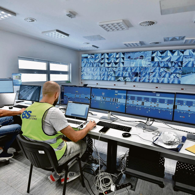 Centar za kontrolu i nadzor prometa Hrvatskih cesta