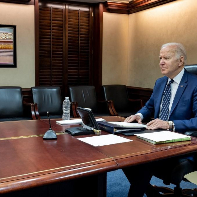 Razgovor Joea Bidena i Xija Jinpinga