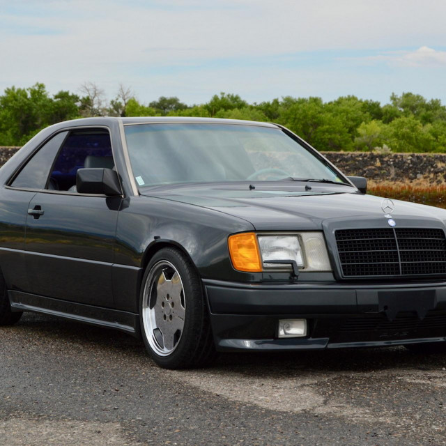 Mercedes 300 CE 6.0 AMG Hammer