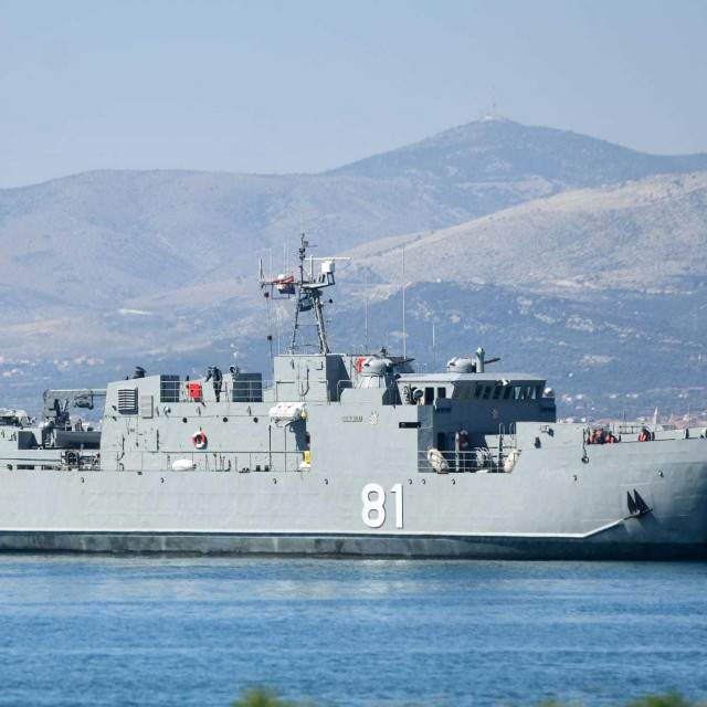 Desantni brod DBM-81 Cetina