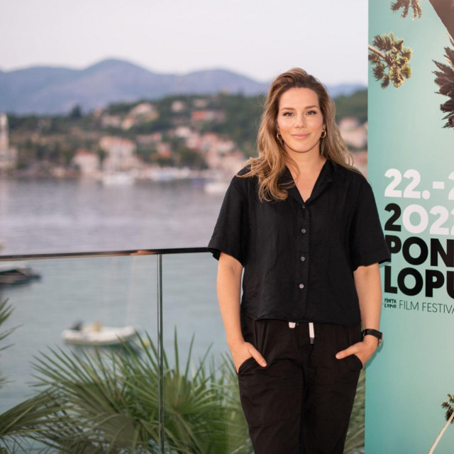 Antoaneta Alamat Kusijanović