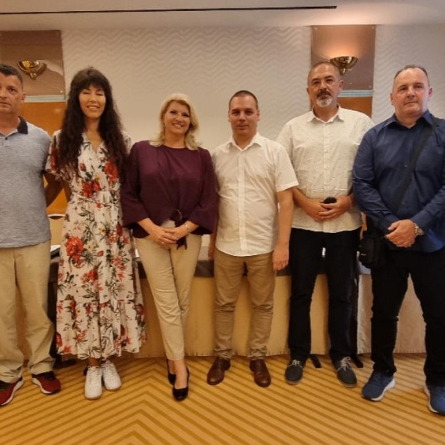 Bivši članovi DP-a