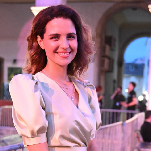 Doris Pinčić snimljena na Prokurativama, na ovogodišnjem Splitskom festivalu 