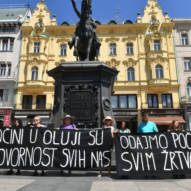 Antiratna akcija civilnih organizacija u znak sjećanja na ubijene u vojnoj operaciji Oluja