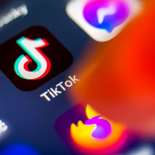 Tik Tok/Ilustracija