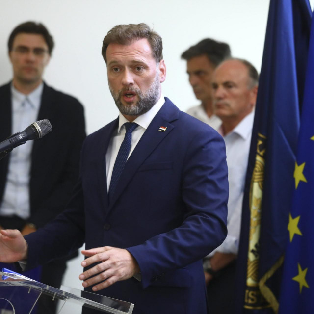 Mario Banožić