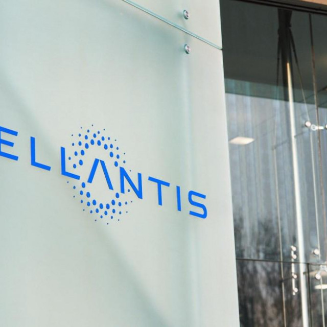 Stellantis logo