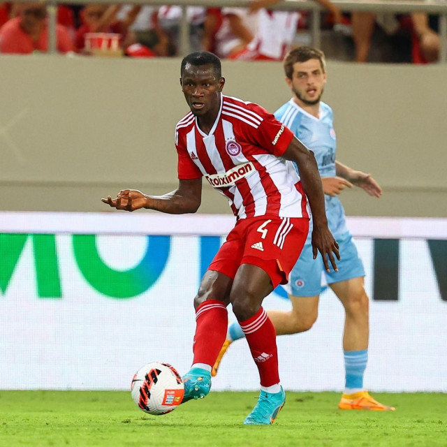 Remi Olympiacosa i Slovana iz Bratislave