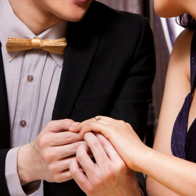 Romantični spoj, ilustracija