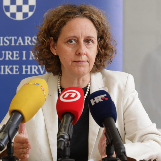 Nina Obuljen Koržinek