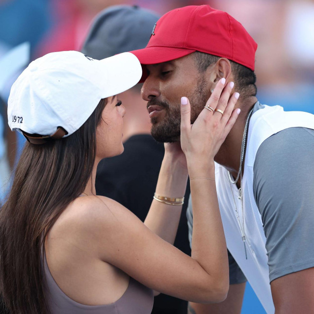 Kyrgios kao jedan od razloga stabilnosti u posljednje vrijeme ističe i svoju djevojku Costeen Hatzi