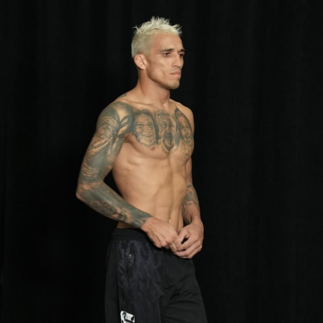 Charles Oliveira