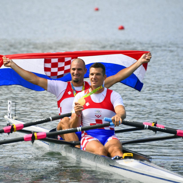 Martin I Valent Sinković