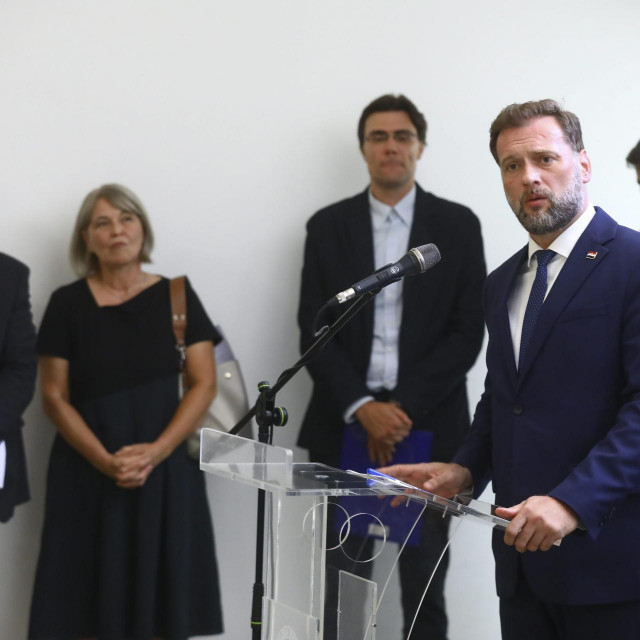 
Predsjednica Nadzornog odbora i javno je prozvana na tiskovnoj konferenciji