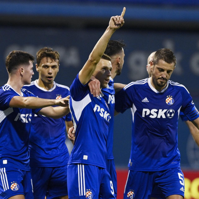 Slavlje igrača Dinama