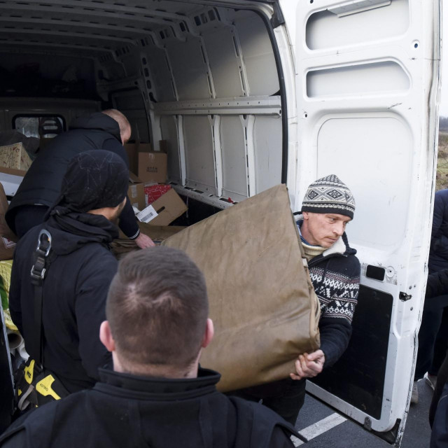 Volonteri pomažu u Petrinji, arhivska fotografija