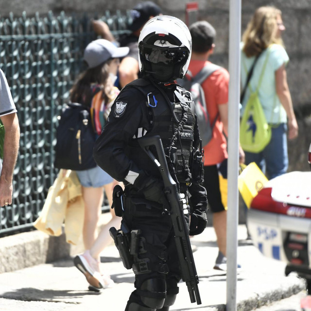 Policijsko osiguranje u gradu veoma je jako