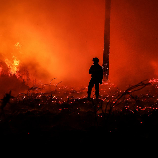 Požar u okolici Bordeauxa