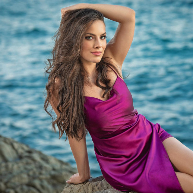 Ana Uršula Najev