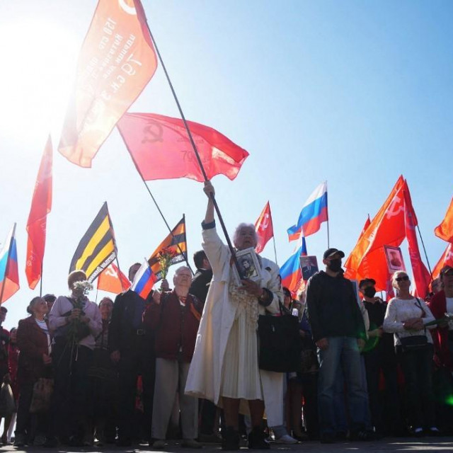 Prizor slavlja s ruskog ”Dana pobjede” u Hersonu