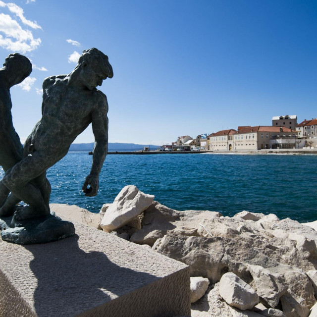 Festival se otvara večeras predstavljanjem radova Igora Grubića, u Galeriji Centra za kulturu Bol
