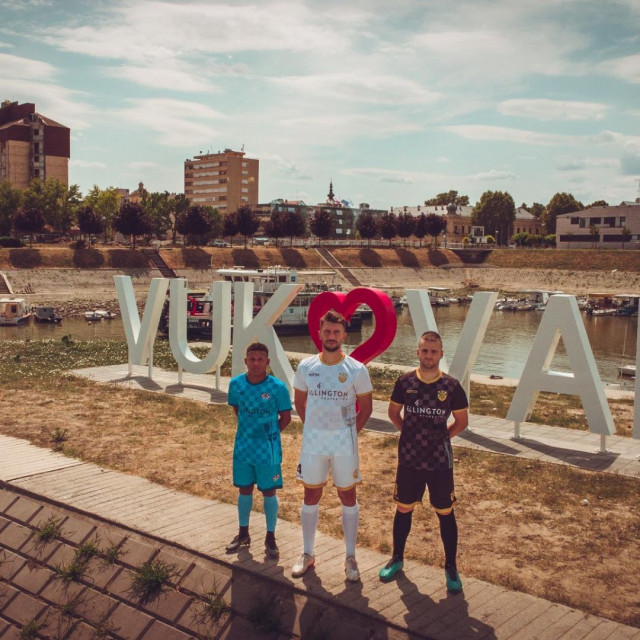 Fotografije s predstavljanja dresova