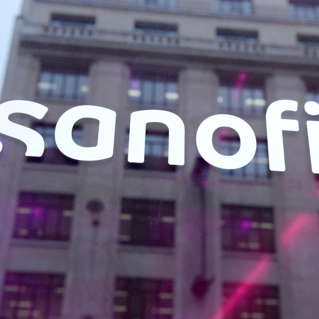 Sanofi je rekao da amcenestrant, koji je korišten u kombinaciji s Pfizerovim Ibranceom u studiji, ”nije zadovoljio unaprijed određenu granicu za nastavak”
