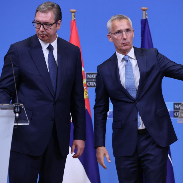 Aleksandar Vučić i glavni tajnik NATO-a Jens Stoltenberg