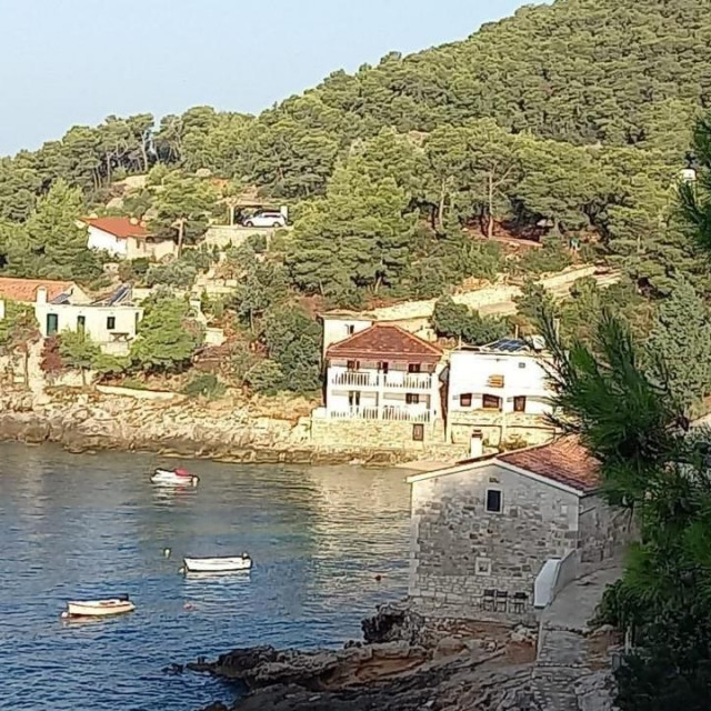 Tvrdni dolac