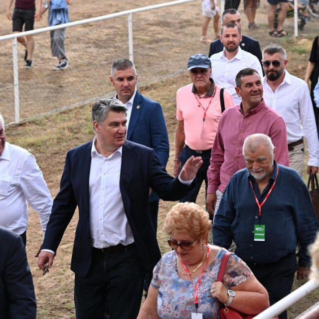 Milanović u Barbanu pratio Trku na prstenac